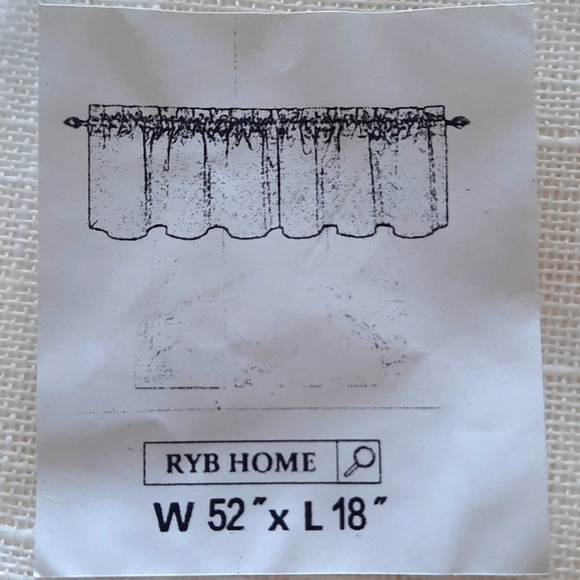 Window curtains - Picture 1 of 2